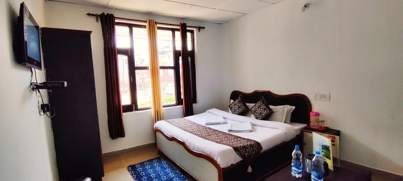 The Lake Cottage By Vrb Hotels Mcleodganj Dharamshala Exterior foto