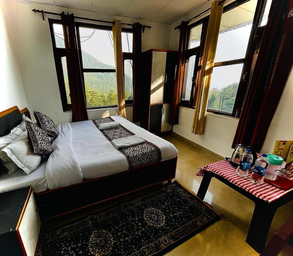 The Lake Cottage By Vrb Hotels Mcleodganj Dharamshala Exterior foto